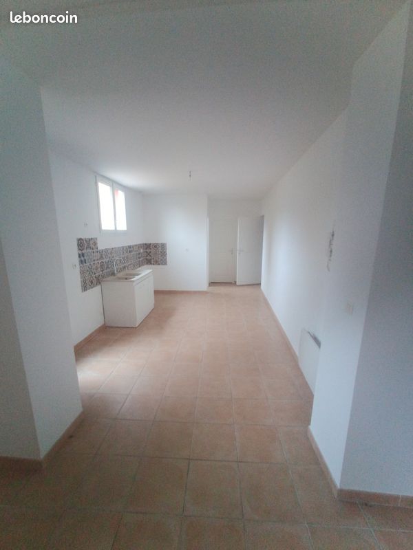 Appartement 3 pièces 66 m² · à La Bonneville-sur-Iton · 66 m² · 720 €/mois