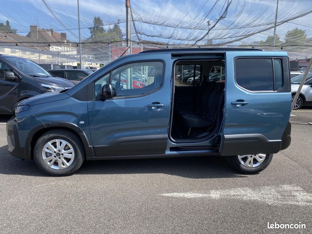 PEUGEOT RIFTER (2) Standard 1.5 BlueHDI S&S 130 EAT8 ALLURE N1 SANS MALUS / CAMERA / MAIN LIBRE (image 4)