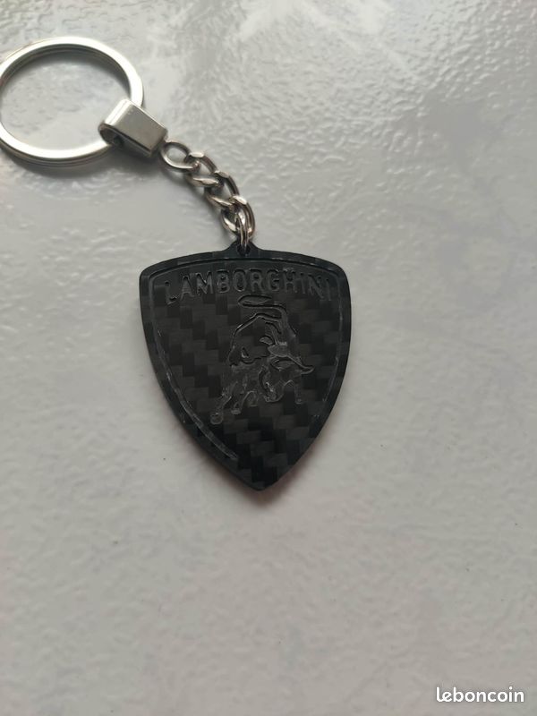Porte clé Lamborghini en Carbone (image 1)