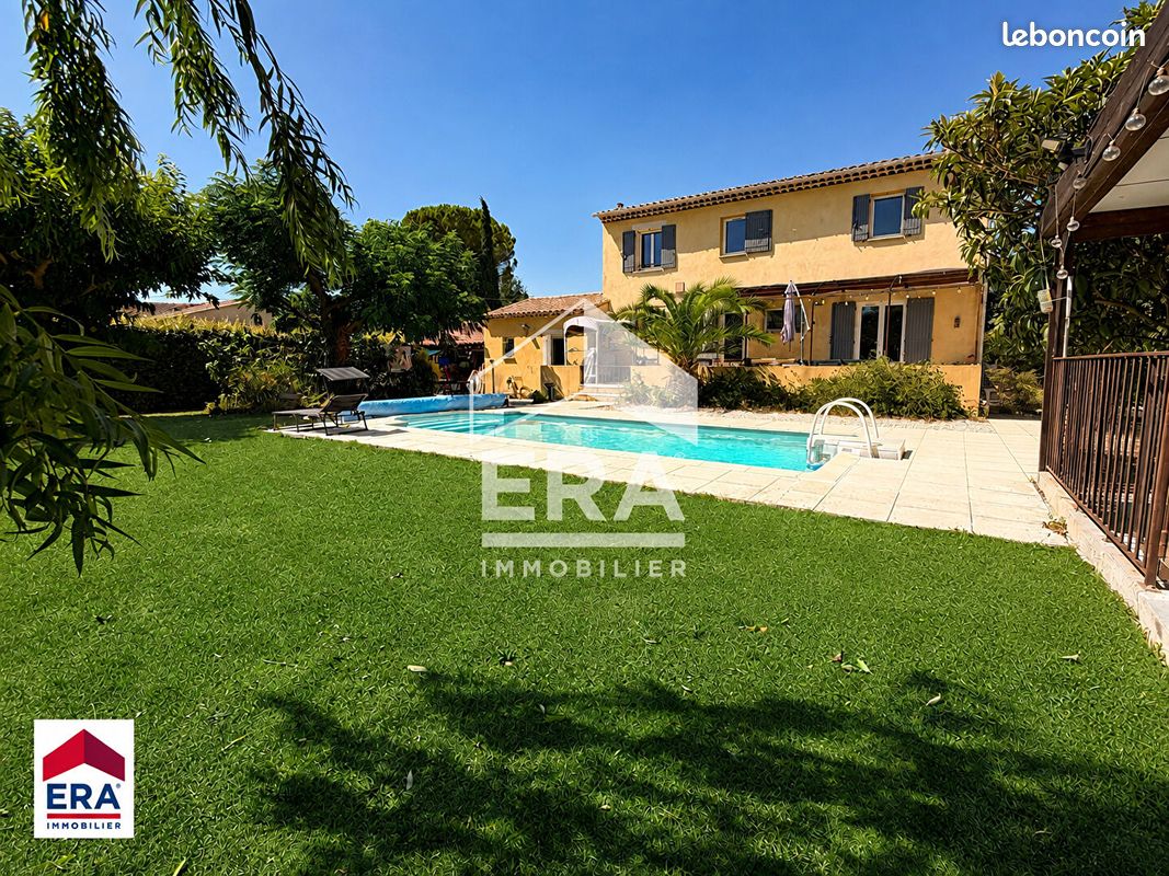 Maison 7 pièces 143 m² · à Mazan · 143 m² · 439 000 €