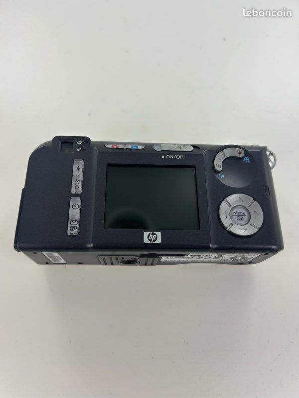 HP Photosmart M305 (image 4)