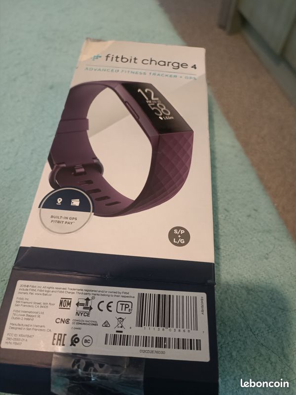 Montre femme Fitbit charge Montres Bijoux