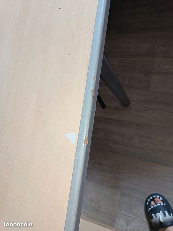 Petit Bureau (image 2)