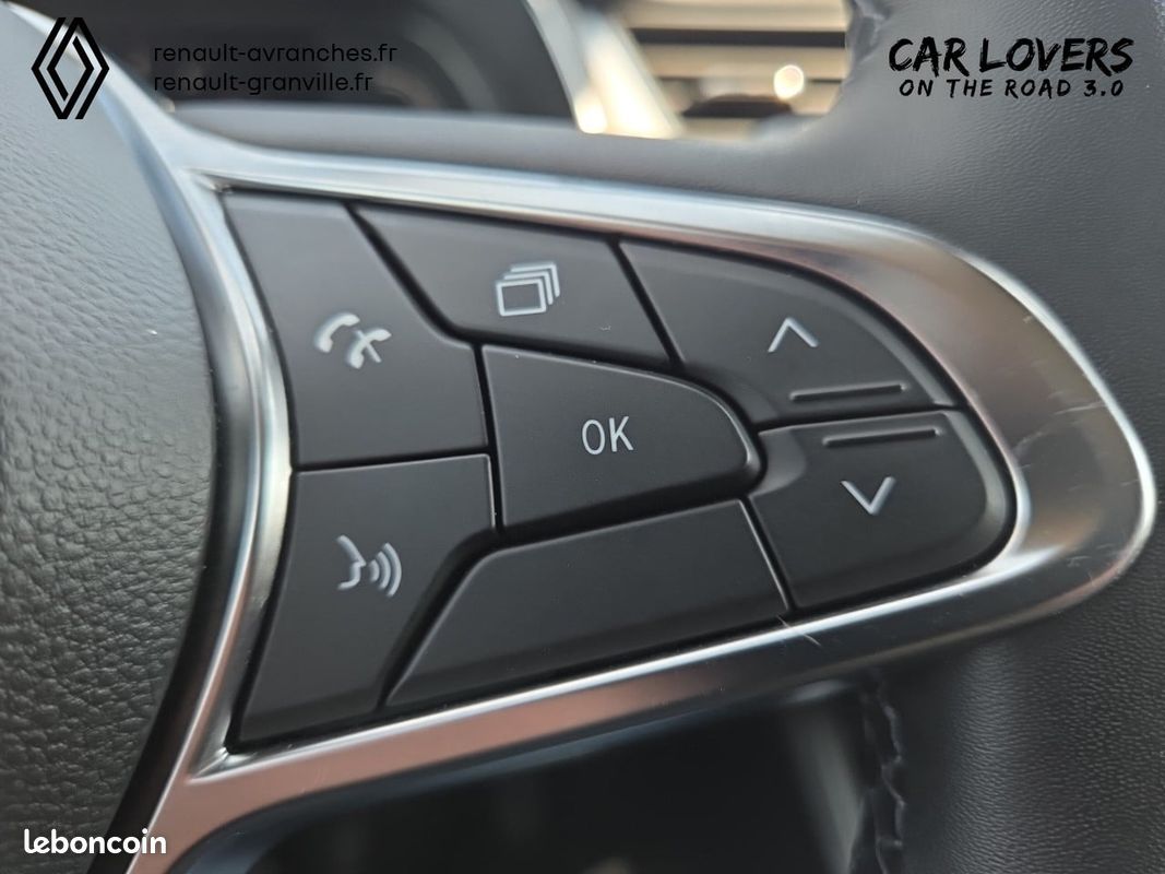 RENAULT Captur TCe 90 Techno (image 30)