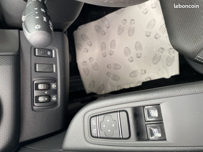 Renault CLIO IV 1.5 DCI 90CH ENERGY BUSINESS 5P EURO6C (image 8)