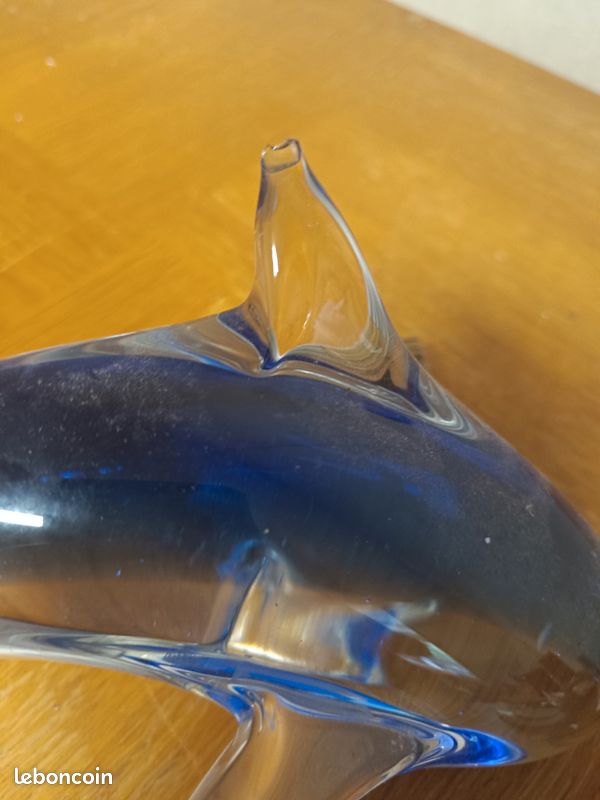 Dauphin en verre (image 3)