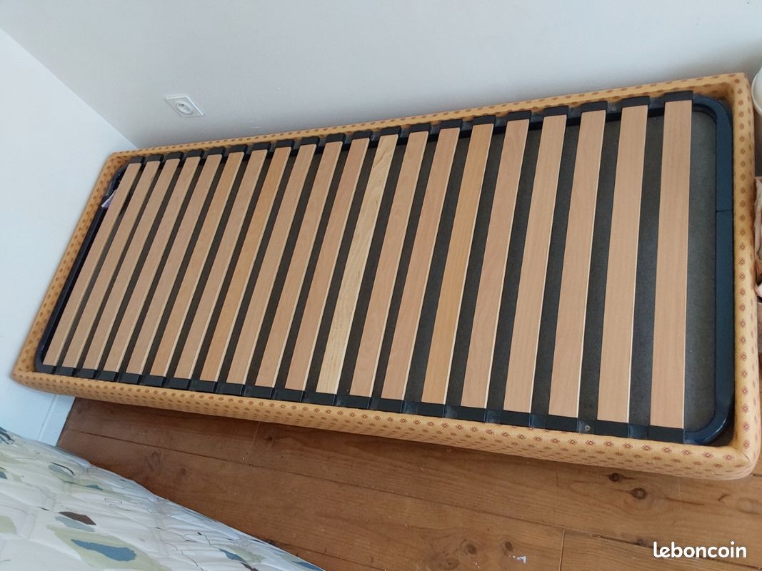 Lit sans matelas (image 1)