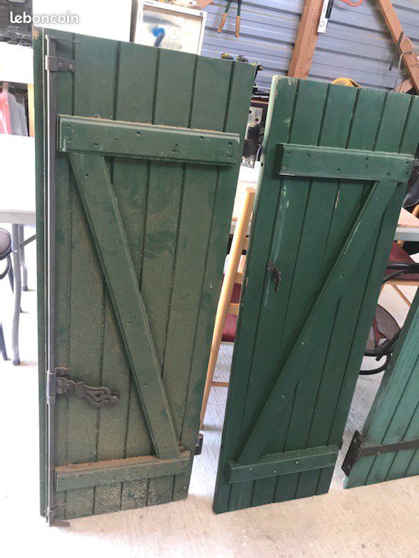 Volets en bois (image 1)