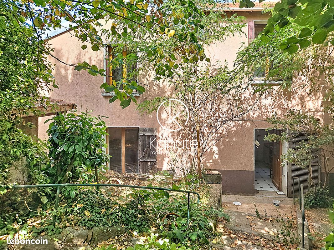 Maison 5 pièces 114 m² · à Tassin-la-Demi-Lune · 114 m² · 400 000 €
