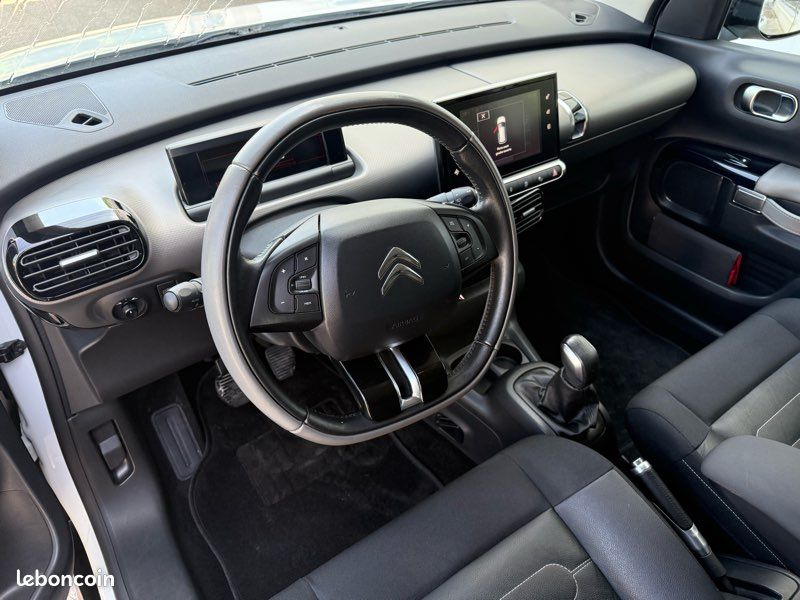 Citroën c4 cactus 1.2 pth 110 cv shine (image 5)