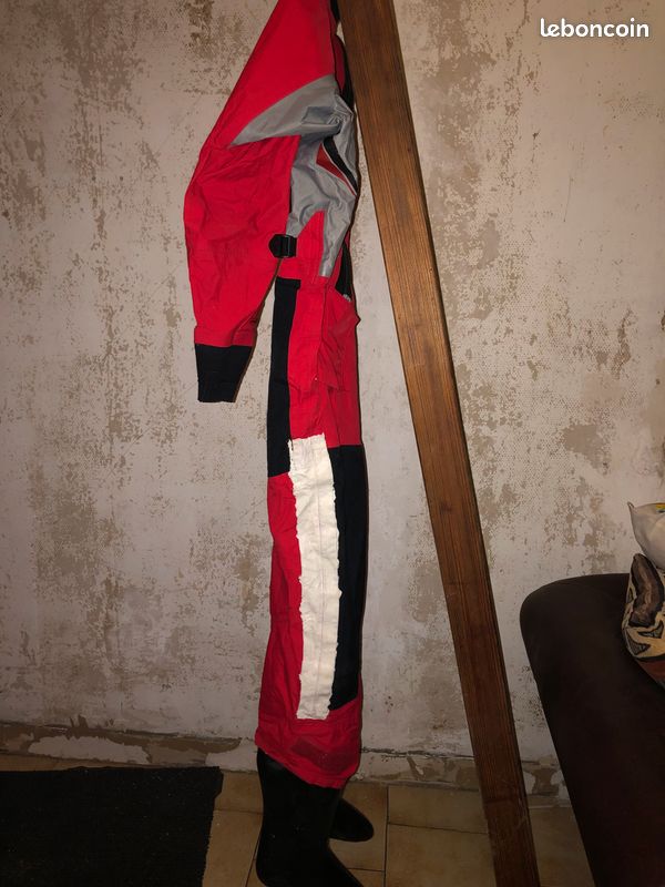 Doudoune légère à capuche pour hommes - ECELEN - Rouge - Nylon - Fermeture éclair Rouge