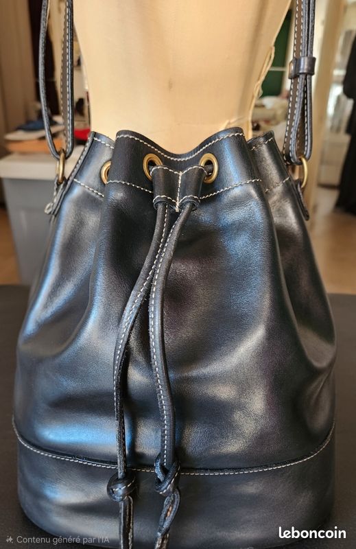 Sac à bandoulière seau en cuir noir vintage 1980's Jean Louis Fernandez (image 5)