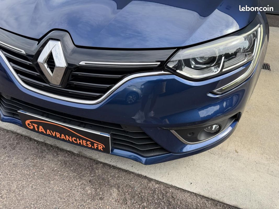 RENAULT MEGANE Mégane IV Berline dCi 110 Energy Business (image 5)