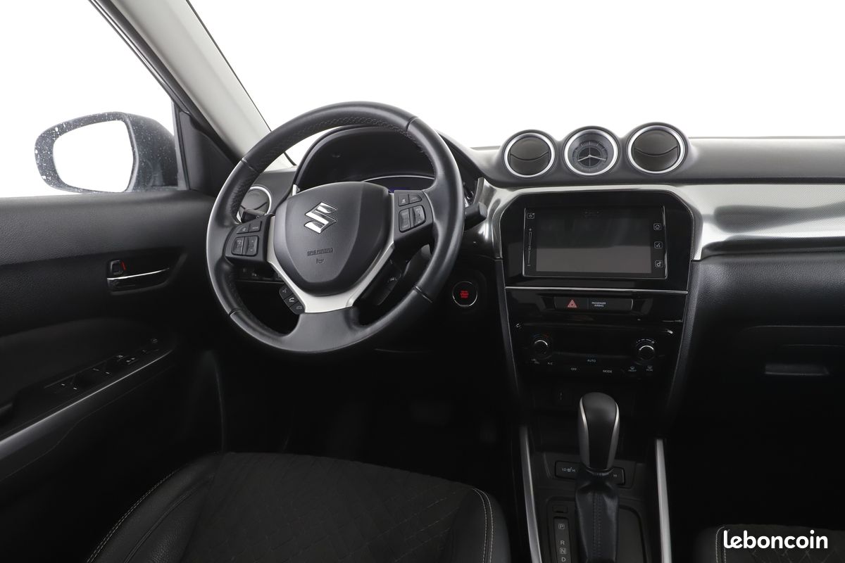 Suzuki Vitara 1.4 BoosterJet Hybrid Style Auto 129 ch (image 7)