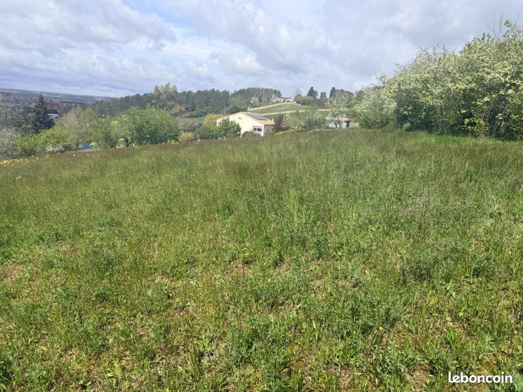Terrain 2 793 m² Albi · 95 000 €