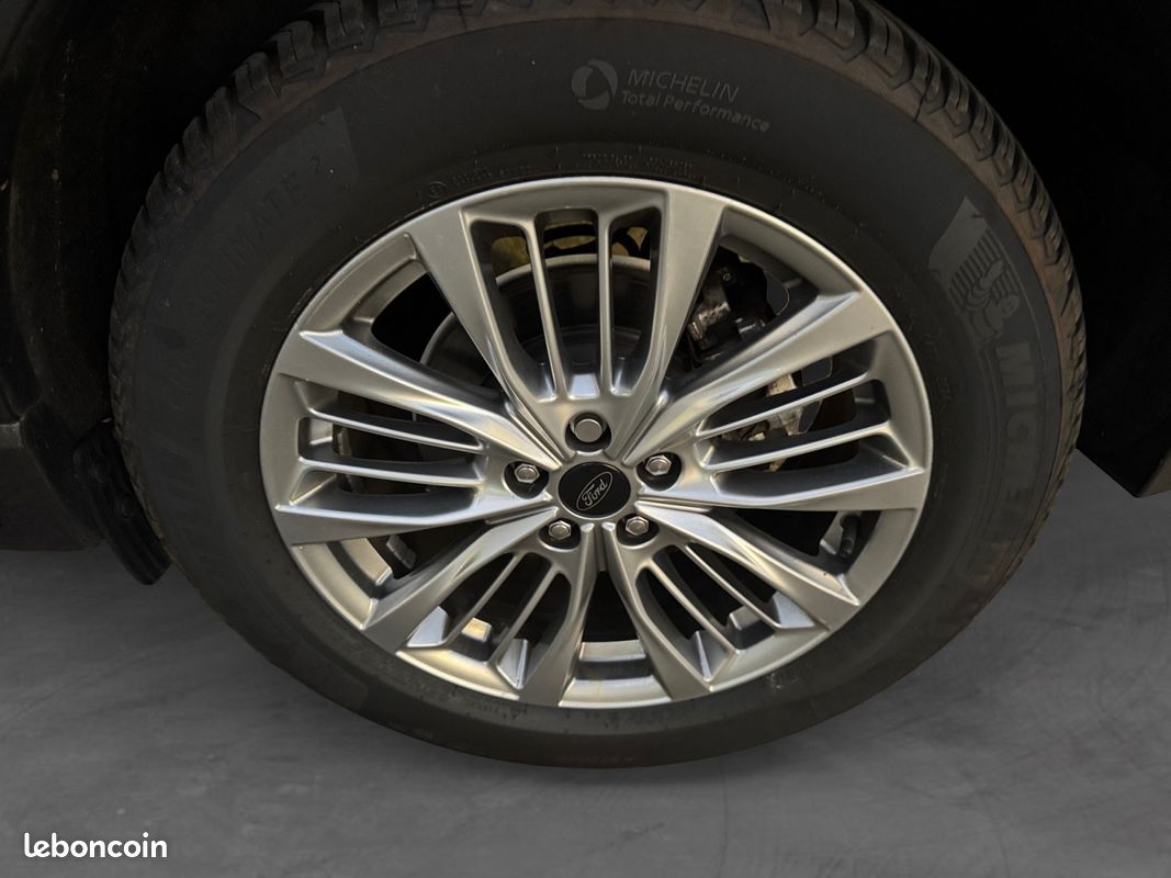 FORD KUGA 2.5 DURATEC 190 FLEXIFUEL FHEV VIGNALE POWERSHIFT Caméra de Recul I-Cockpit Garantie 12 mois (image 17)