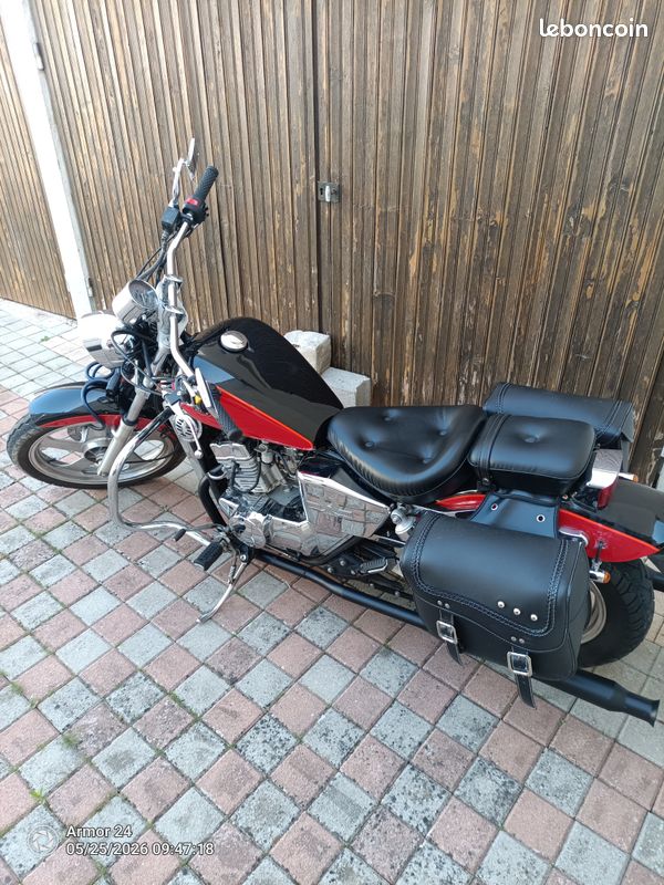 Regal Raptor Ruchi 7 Régal raptor - Motos