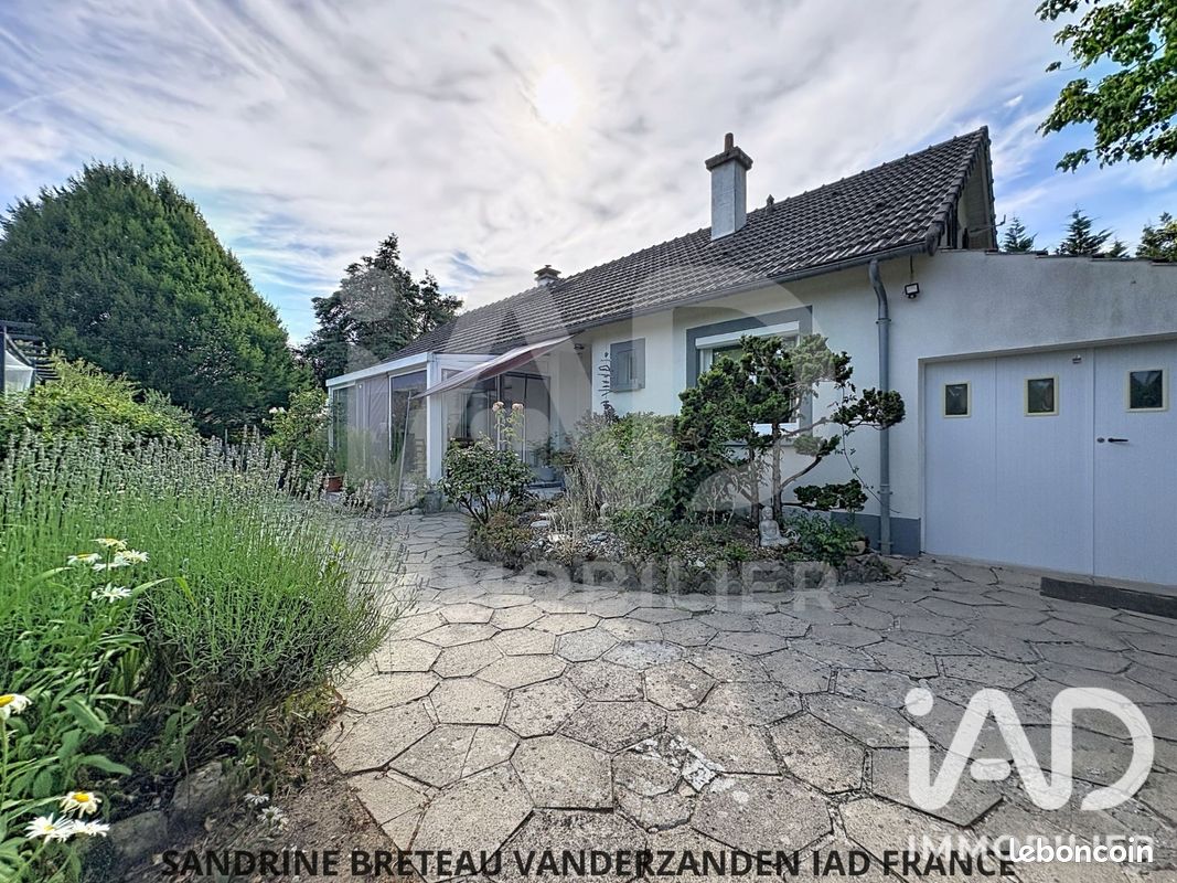 Maison 7 pièces 121 m² · à Chambon-la-Forêt · 121 m² · 275 000 €