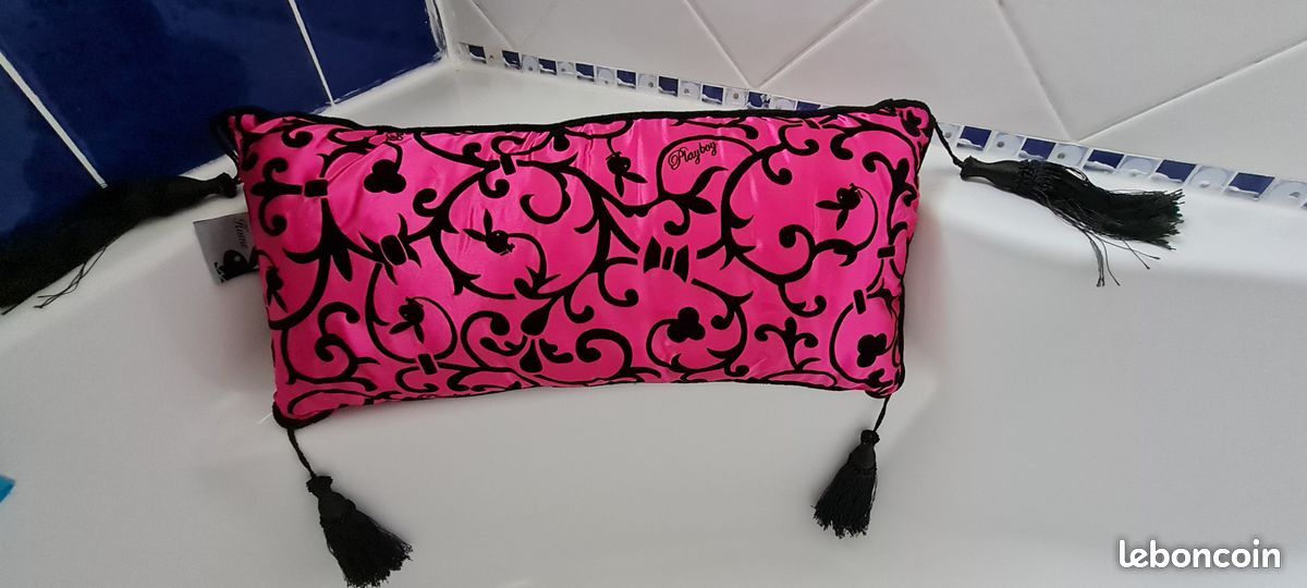 Coussin play boy barroque (image 3)