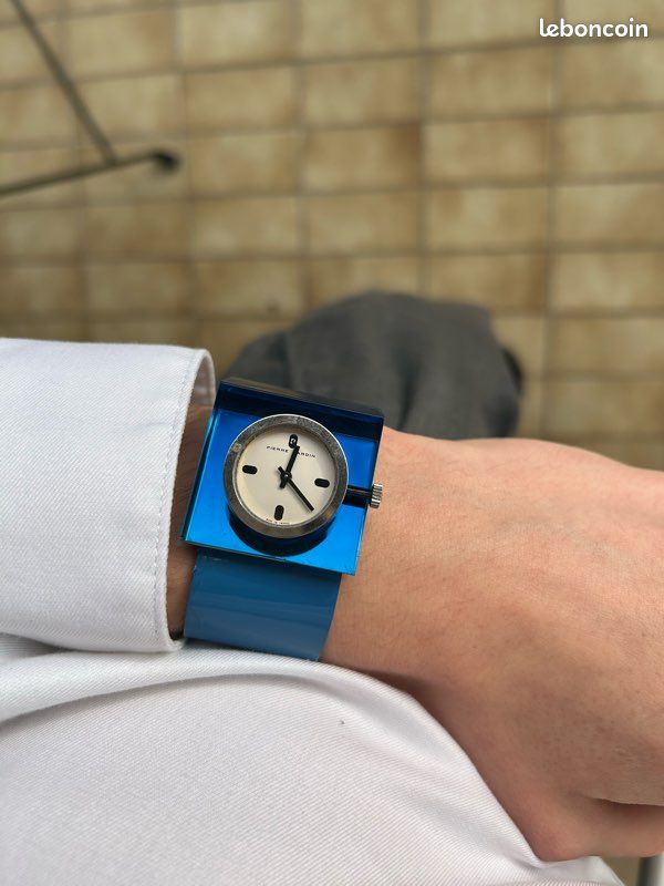 Montre Bracelet Pierre Cardin Jaeger - Occasion - Style Classique Ou élégant - Pour Adulte Unisexe