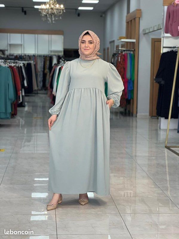 Robe (image 2)