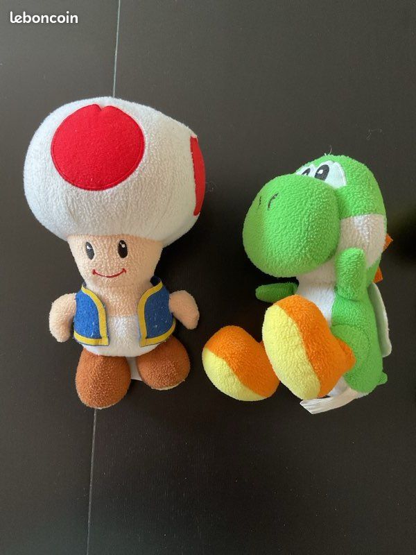 Lot de 4 peluches mario bros (image 2)