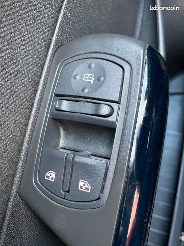 OPEL CORSA 1L2 essence Twinport Moteur à chaine clim crit'air 2 garantie 12mois (image 13)
