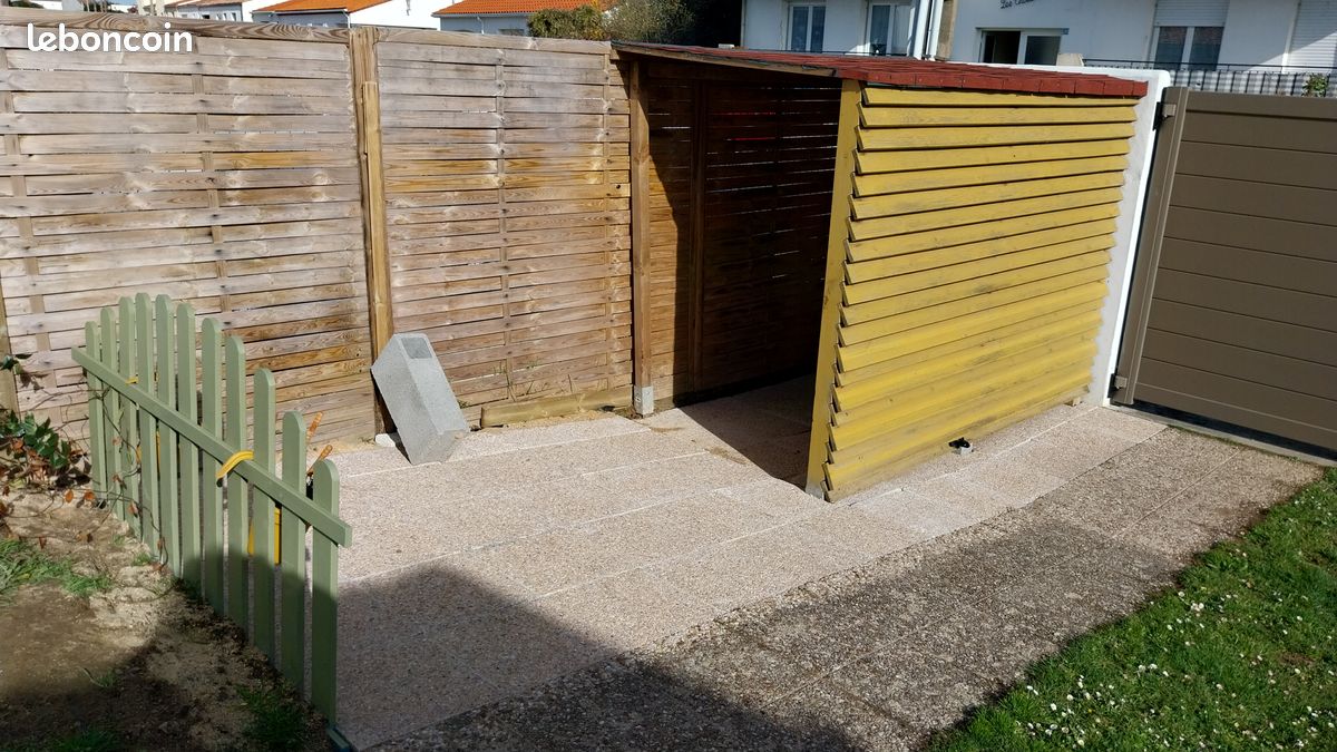 Dans une villa ,quartier calme à 500 m de la plage Boisvinet (image 10)