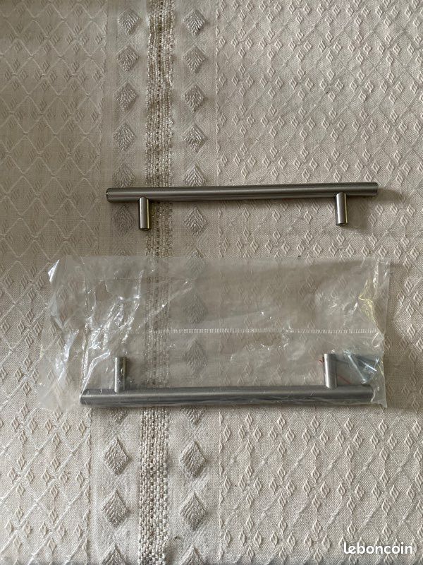 2 lots de 2 Poignées pour armoire ou meuble de cuisine (image 1)