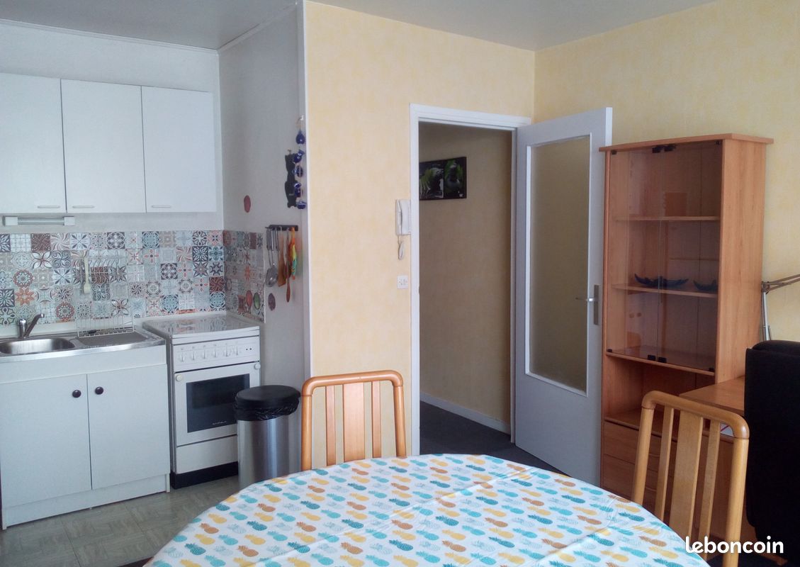 Appartement 1 pièce 26 m² · à Lille · 26 m² · 572 €
