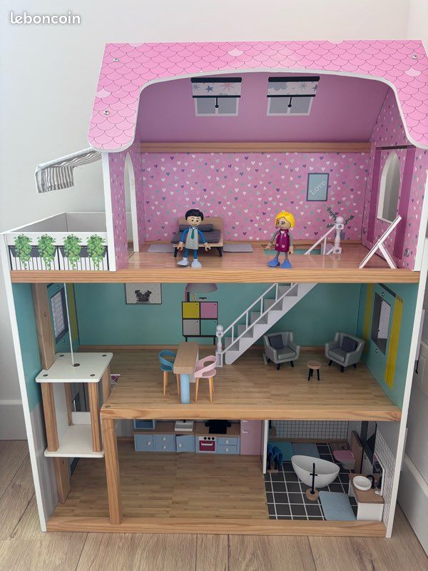 Maison poupée Lidl en bois avec personnages et meubles (image 1)
