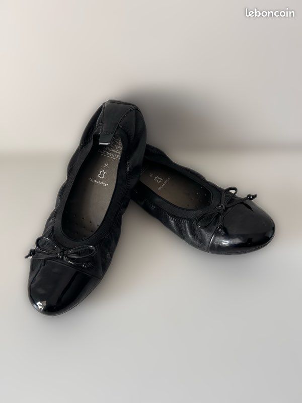 Ballerines Geox En Cuir Verni Noir - Pointure 37, Bouts Ouverts, Neuf Sans Emballage