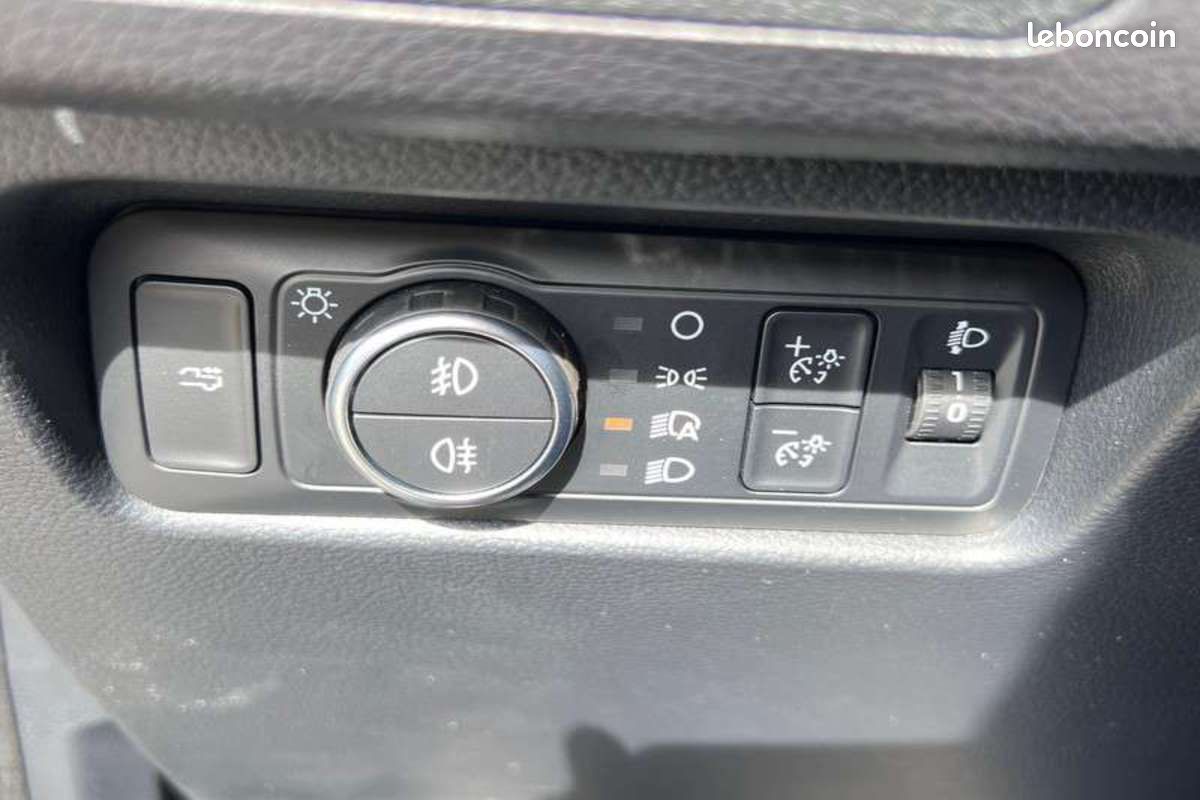 Ford Ranger 3.0 V6 240 WILDTRAK PLUS-17% (image 9)