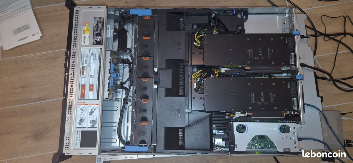 Serveur DELL R730 avec 2 cartes NVIDIA P100 (image 2)