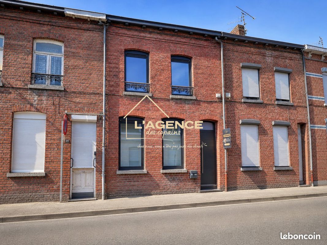 Maison 6 pièces 100 m² · à Hazebrouck · 100 m² · 228 900 €