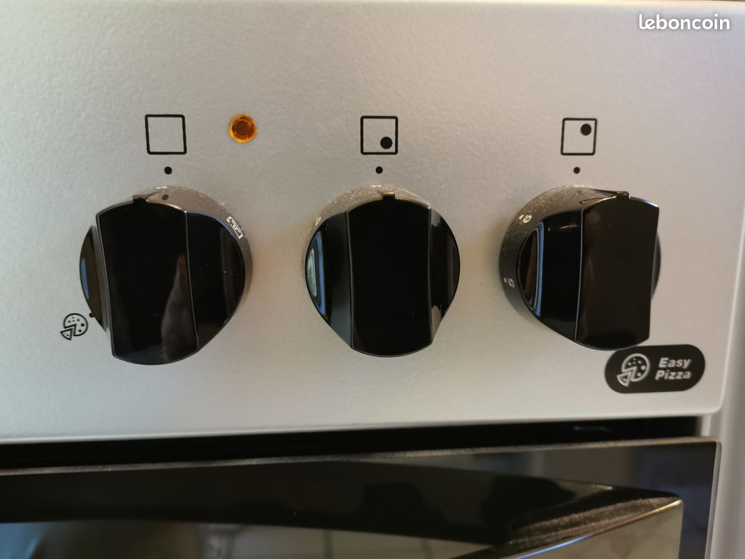 Cuisinière vitro céramique avec four intégré - Essentiel B ECV506s (image 7)