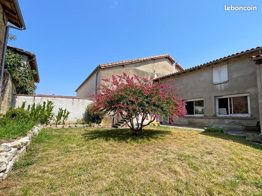 Maison 4 pièces 129 m² · à Labourgade · 129 m² · 155 000 €