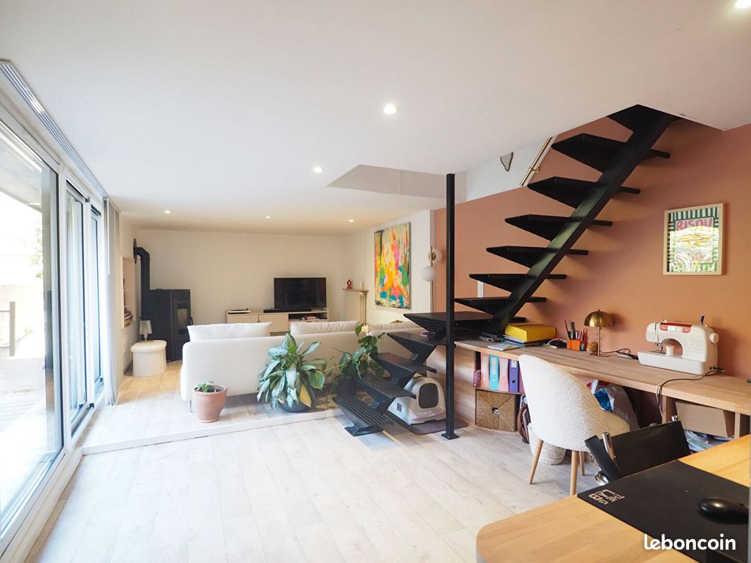 Maison 4 pièces 122 m² · à Charmes · 122 m² · 168 000 €