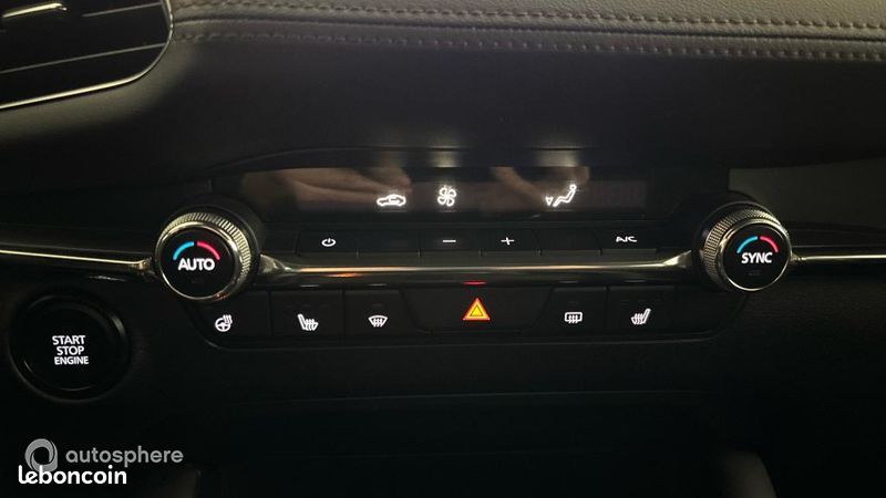 Mazda Mazda3 2.0 e-SKYACTIV-G M-Hybrid 122ch Business Executive BVA 2022 (image 26)