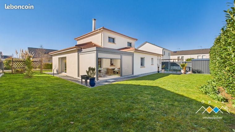 Maison 6 pièces 162 m²