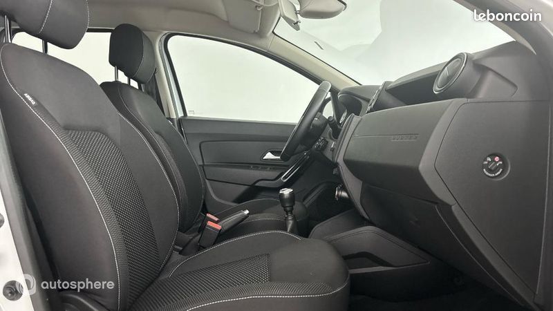 Dacia Duster 1.5 Blue dCi 115ch Confort 4x2 (image 15)