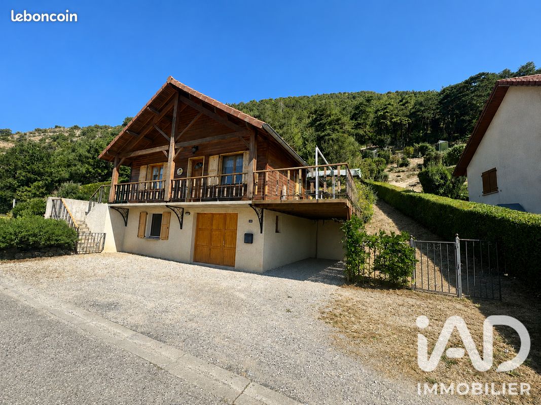 Maison 4 pièces 91 m² · à Mayres-Savel · 91 m² · 285 000 €