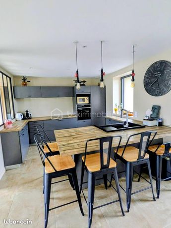 Maison 5 pièces 143 m²