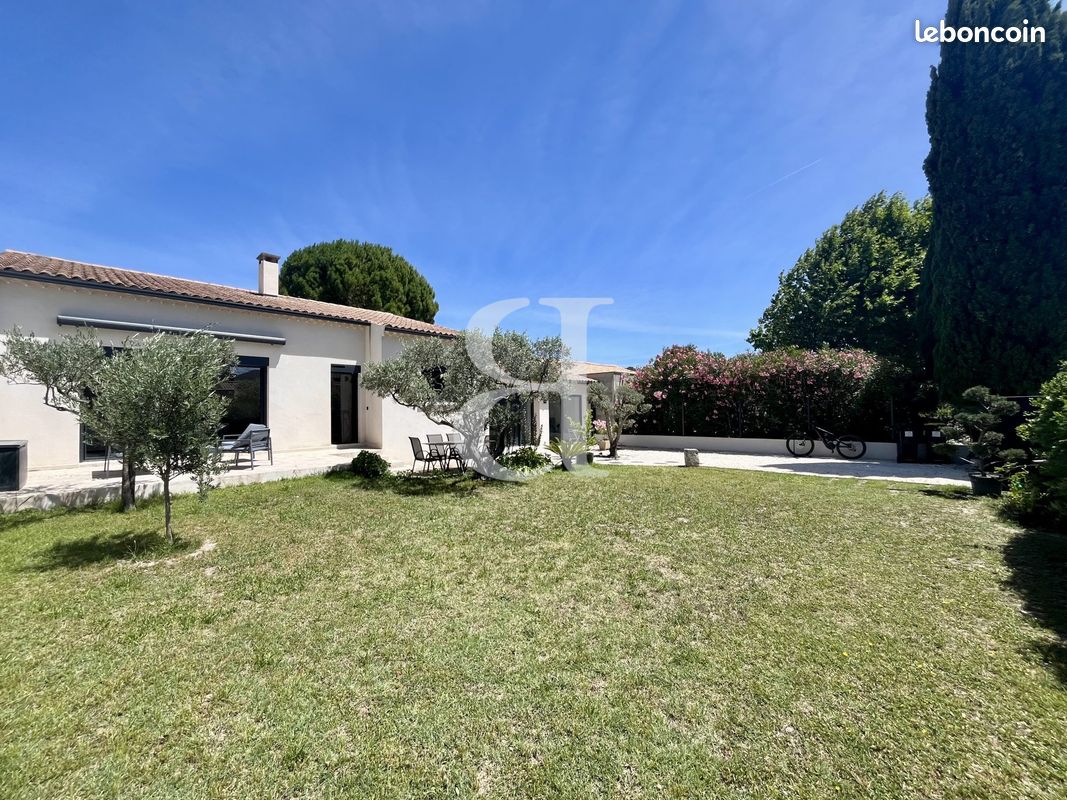 Maison 5 pièces 137 m² · à Saint-Rémy-de-Provence · 137 m² · 590 000 €