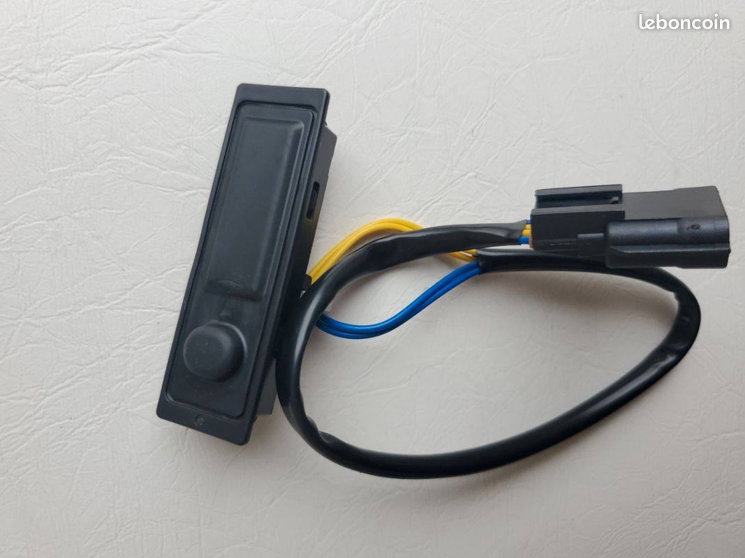 Bouton de coffre Nissan Qashqai (image 5)