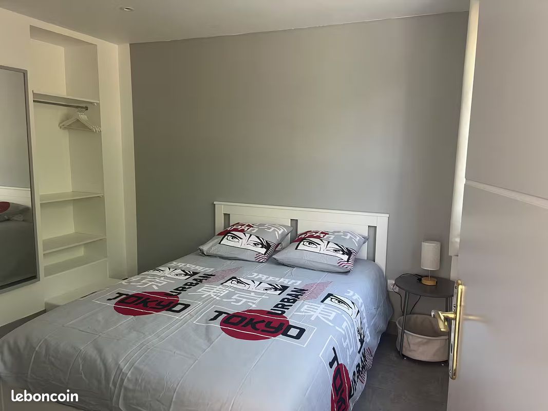 Appartement 1 pièce(s) 25 m²à louer Massy