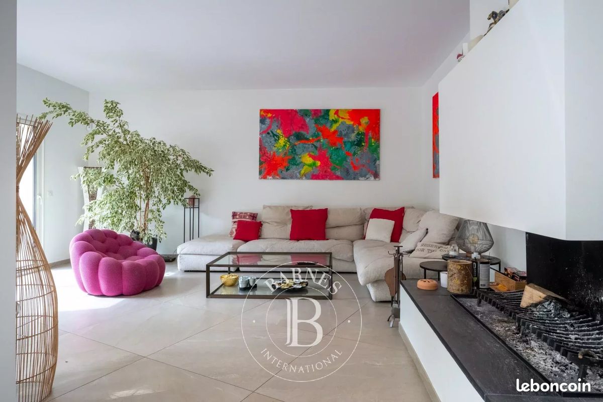 Maison 10 pièces 250 m² (image 8)