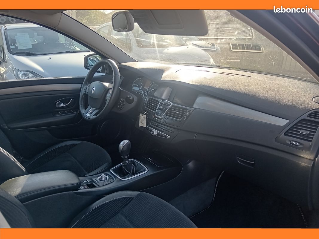 Renault Laguna 3 2.0 DCi 150cv Privilège 233 000 kms (image 5)