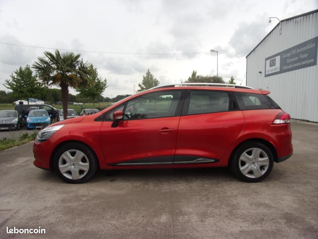Renault Clio IV ESTATE dCi 90 Energy eco2 Dynamique 90g (image 5)