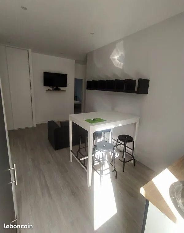 Appartement 3 pièces 48 m² · à Saint-Étienne · 48 m² · 700 €/mois